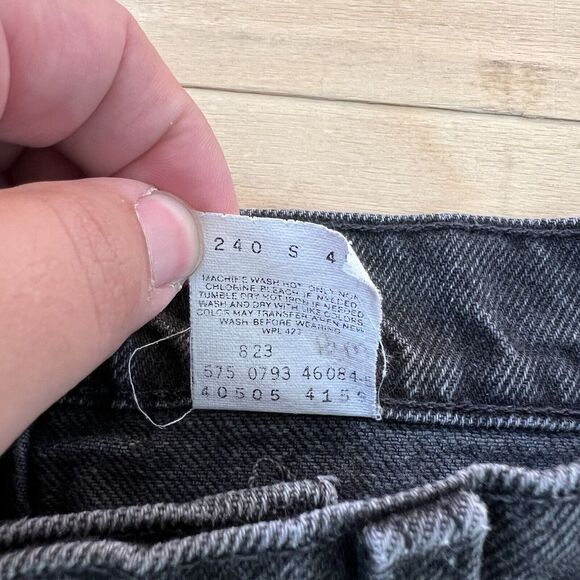 Vintage Levis 505 Shorts Women's 31 Black 80s Denim Made in USA Jorts Summer - Picture 6 of 9